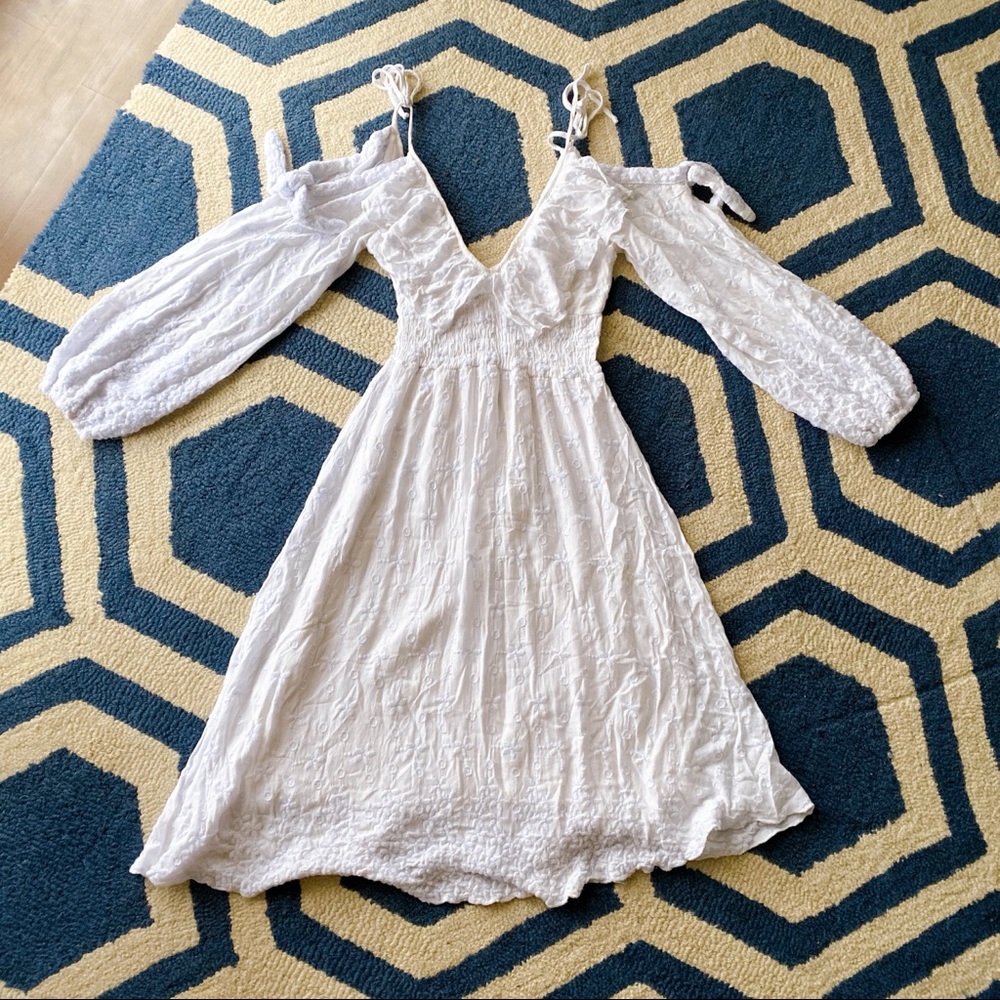 🐚 MISA LOS ANGELES BOHO WHITE FLORAL EMBROIDERY COLD SHOULDER LONG SLEEV… - Picture 4 of 16